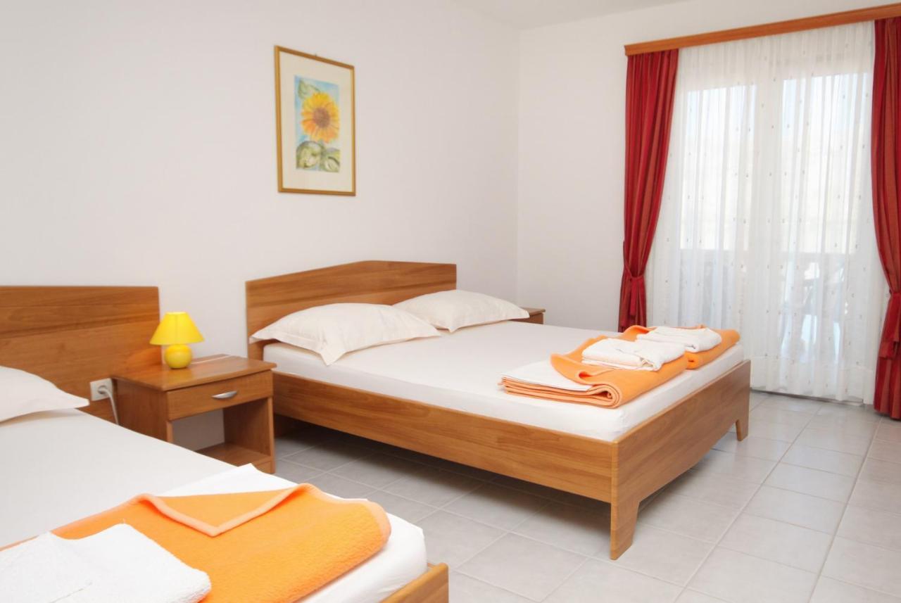 Apartments And Rooms By The Sea Vinjerac, Zadar - 3248 ภายนอก รูปภาพ