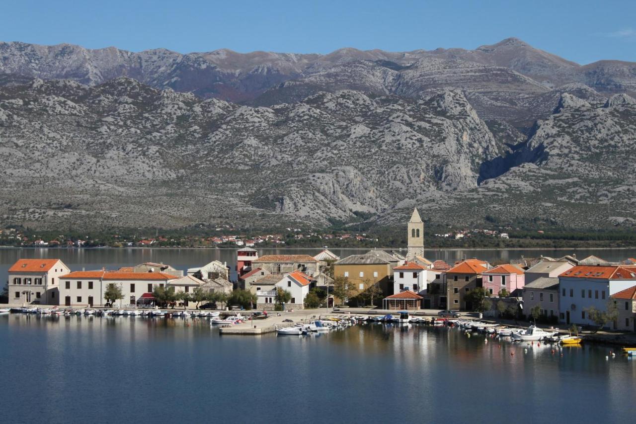 Apartments And Rooms By The Sea Vinjerac, Zadar - 3248 ภายนอก รูปภาพ