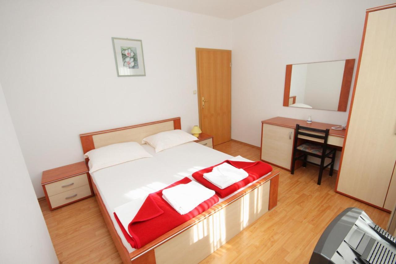 Apartments And Rooms By The Sea Vinjerac, Zadar - 3248 ภายนอก รูปภาพ