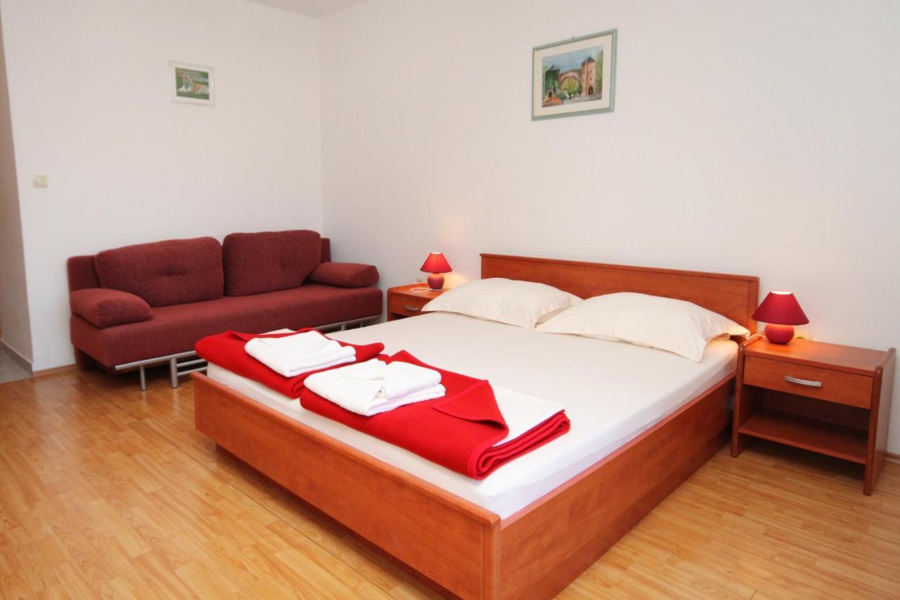 Apartments And Rooms By The Sea Vinjerac, Zadar - 3248 ภายนอก รูปภาพ